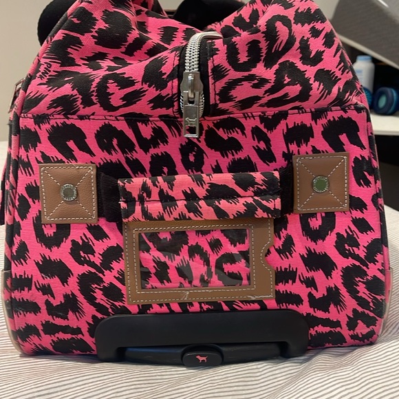 Vintage PINK Victorias Secret Travel Luggage in Pink Leopard Print - Picture 4 of 16